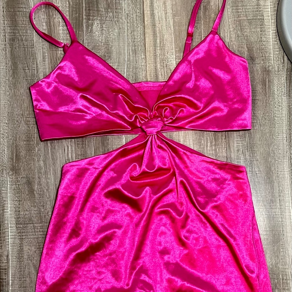 Just Quella Pink Satin Mini Party Dress   Size: S